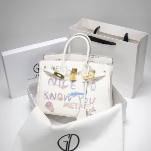 Brooklyn Trendy Graffiti Platinum Women's Handbag