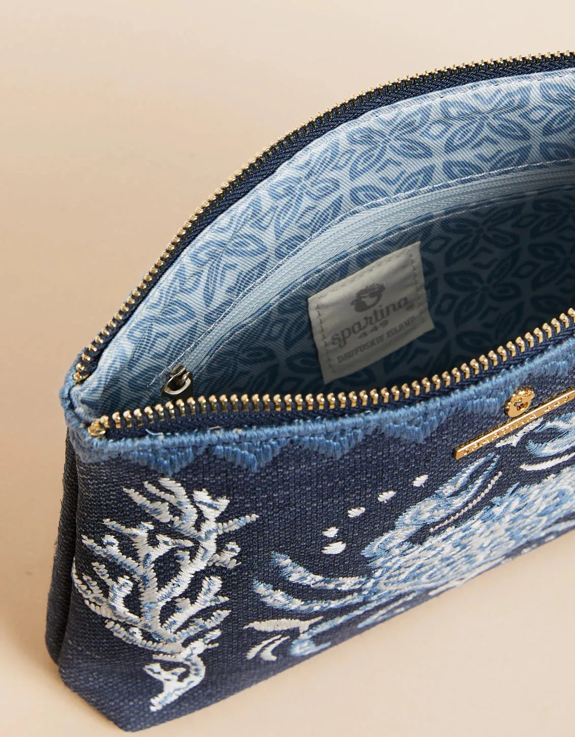 Carina Wristlet Hamilton Crab