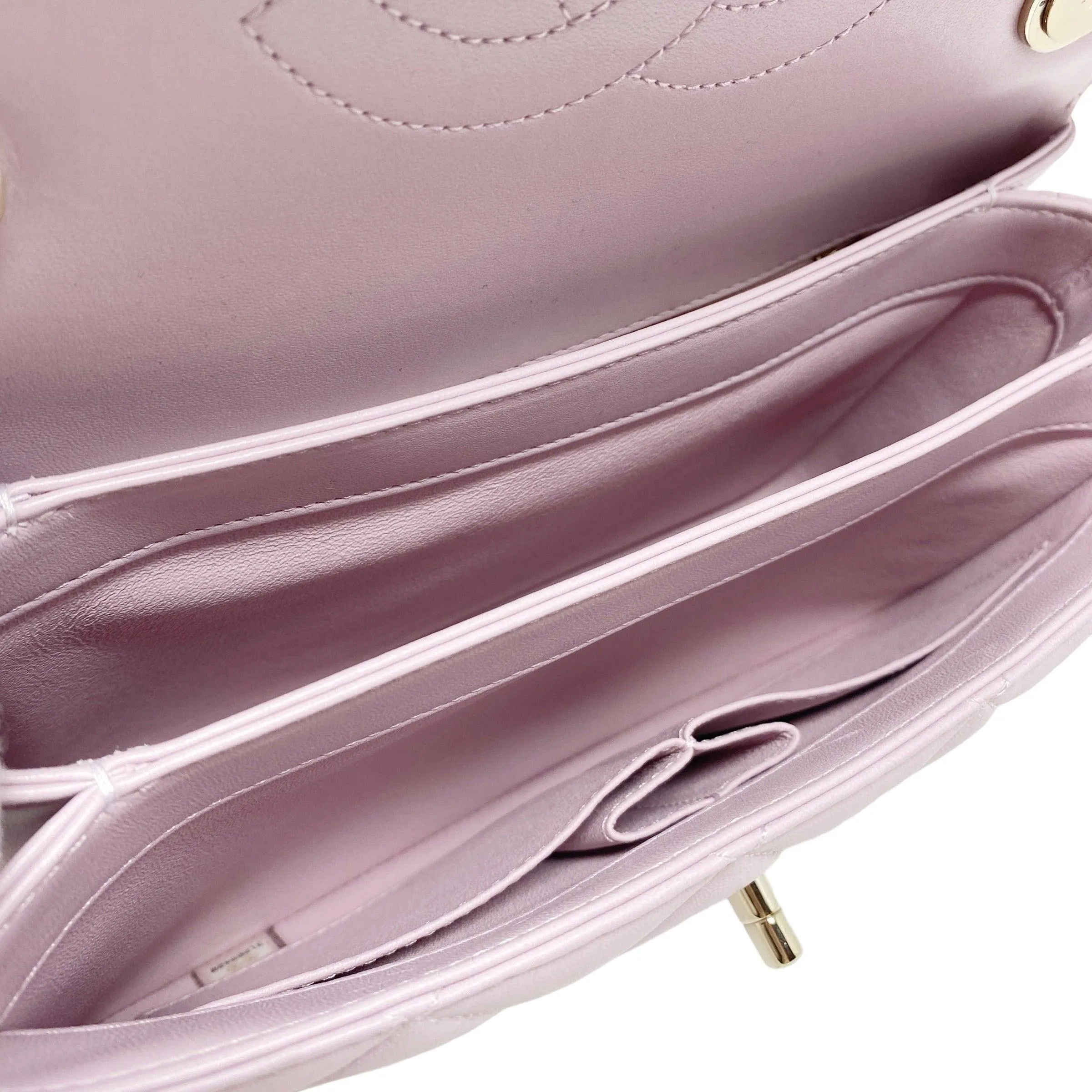 Chanel 21P Pink Medium Trendy Flap