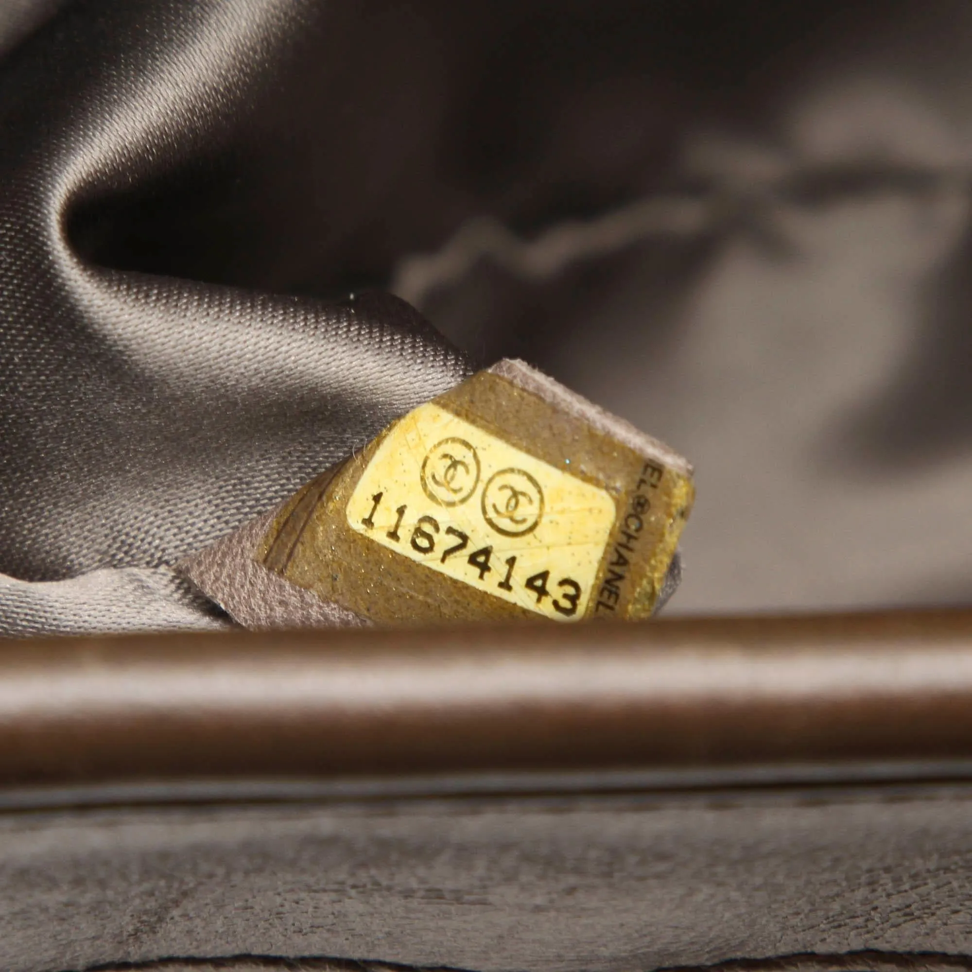 Chanel Lambskin Timeless Shoulder Bag (SHG-27440)