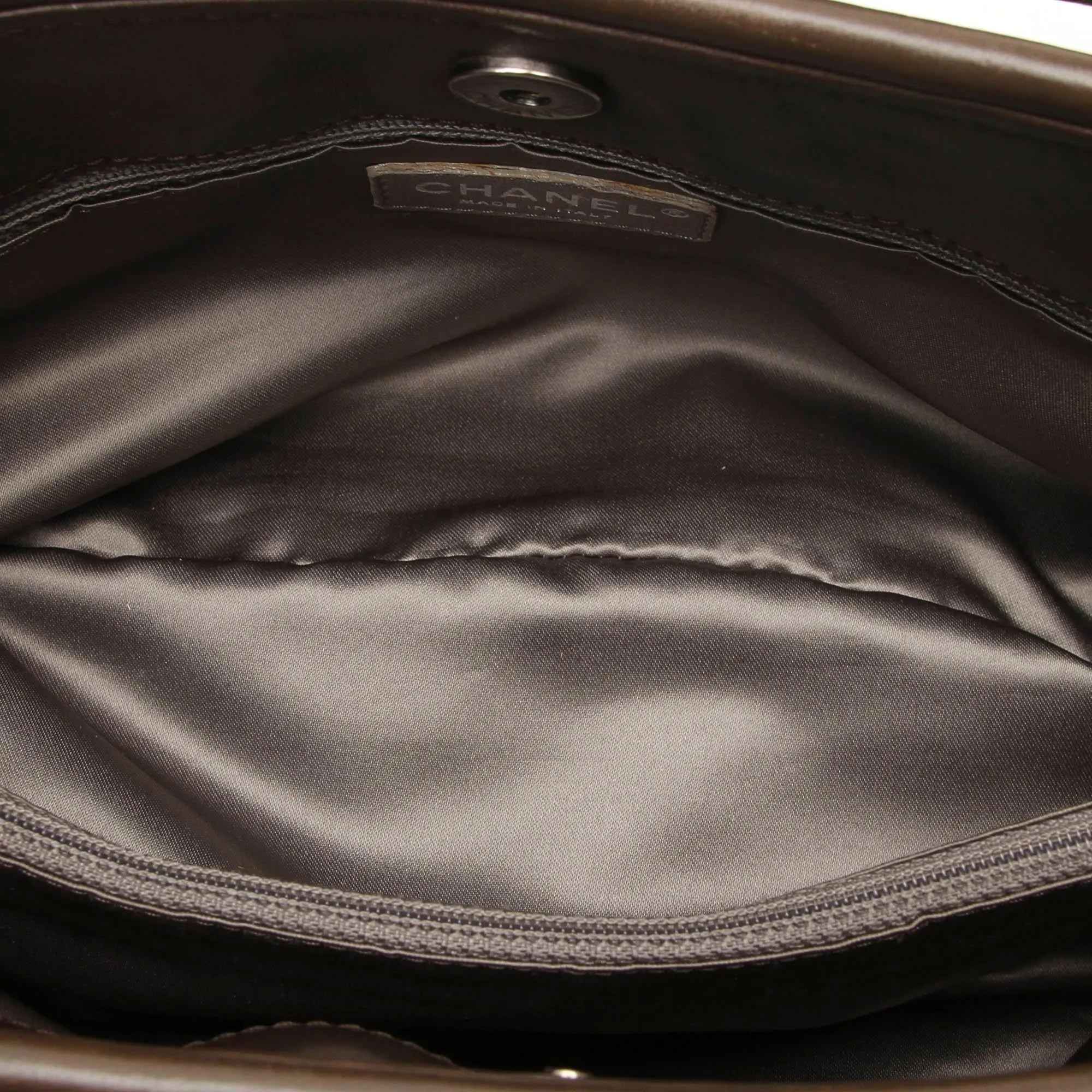 Chanel Lambskin Timeless Shoulder Bag (SHG-27440)