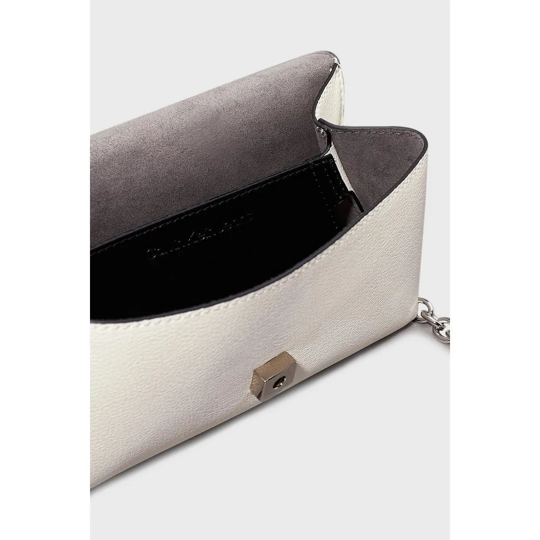 Minimal Monogram Ew Flap21