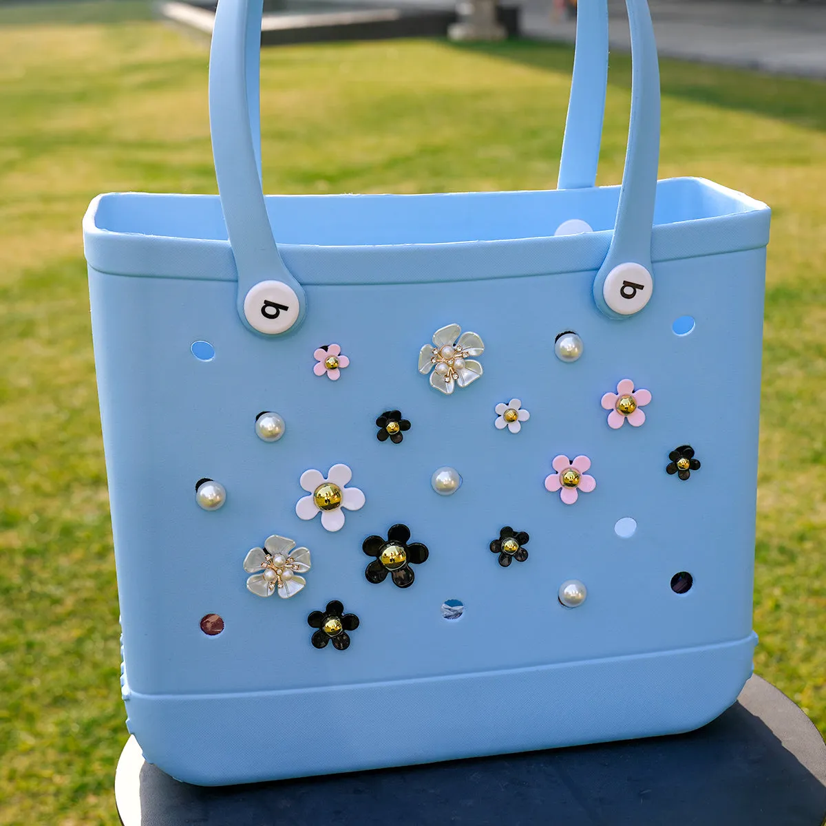 Owllaser 17 Pcs Pearls and Colorful Flowers Charms for Bogg Bag Accessories, Compatible with Women Rubber Beach Bag Tote