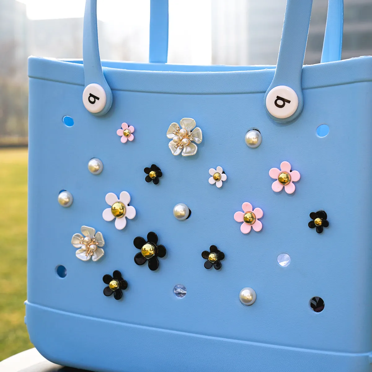 Owllaser 17 Pcs Pearls and Colorful Flowers Charms for Bogg Bag Accessories, Compatible with Women Rubber Beach Bag Tote