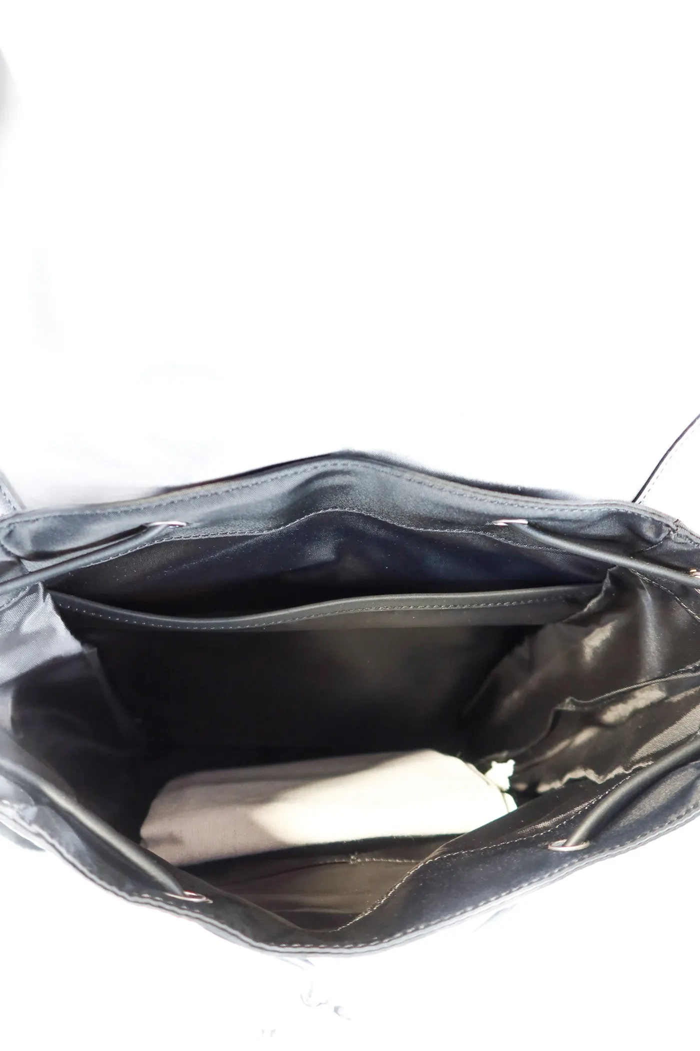 Pak Reve Origin Backpack in Timeless Black NWT (retail $120)