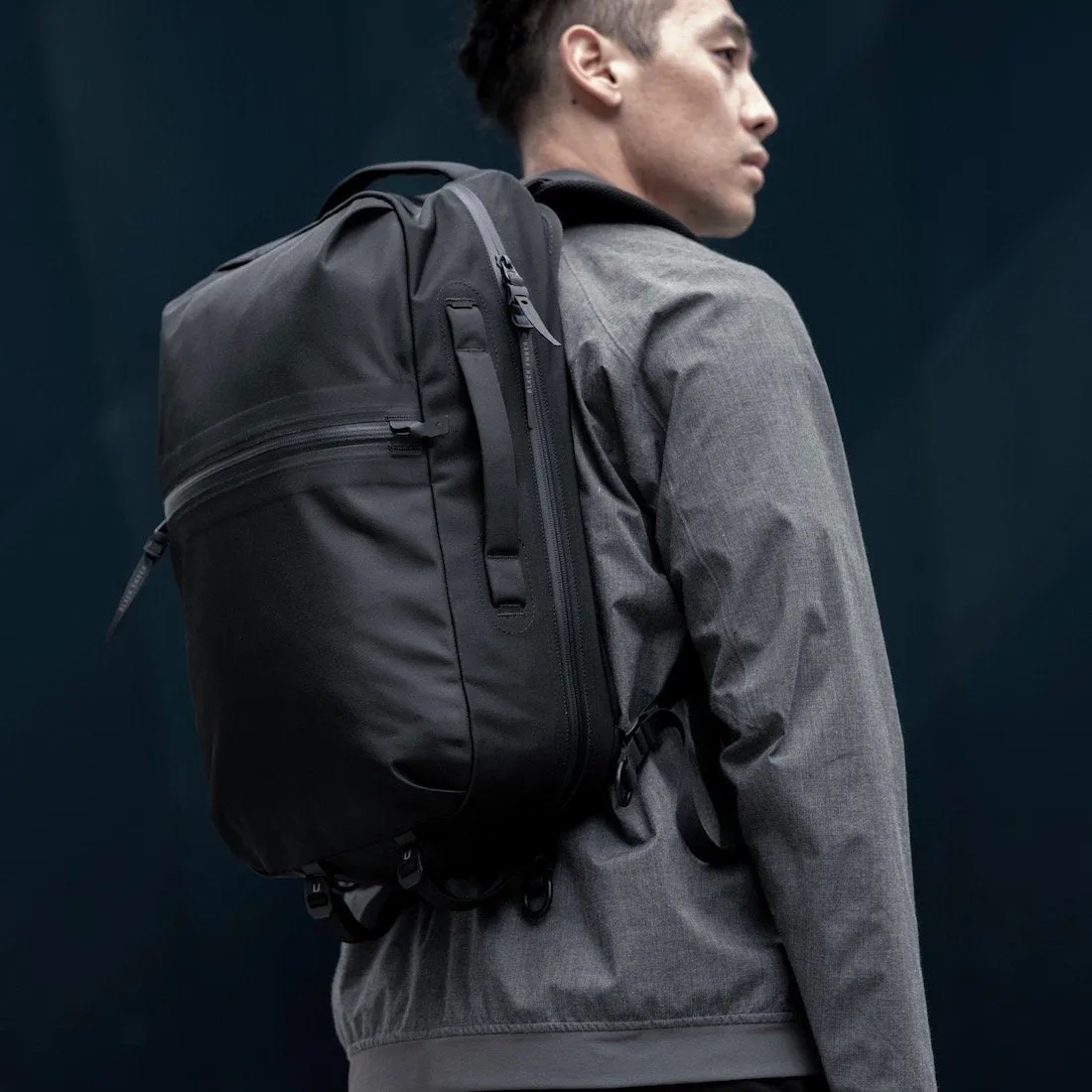 Shadow | 22L & 26L Minimal Waterproof Backpack