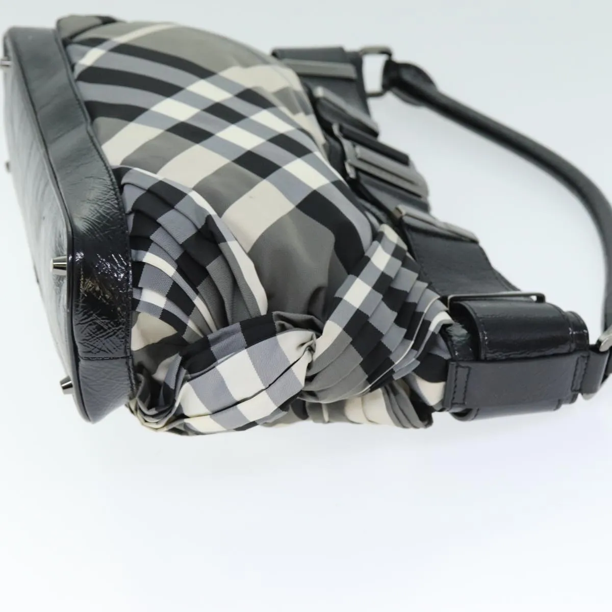 Trendy Inspired Burberry Nova Check Shoulder Bag Nylon Gray Auth 75142