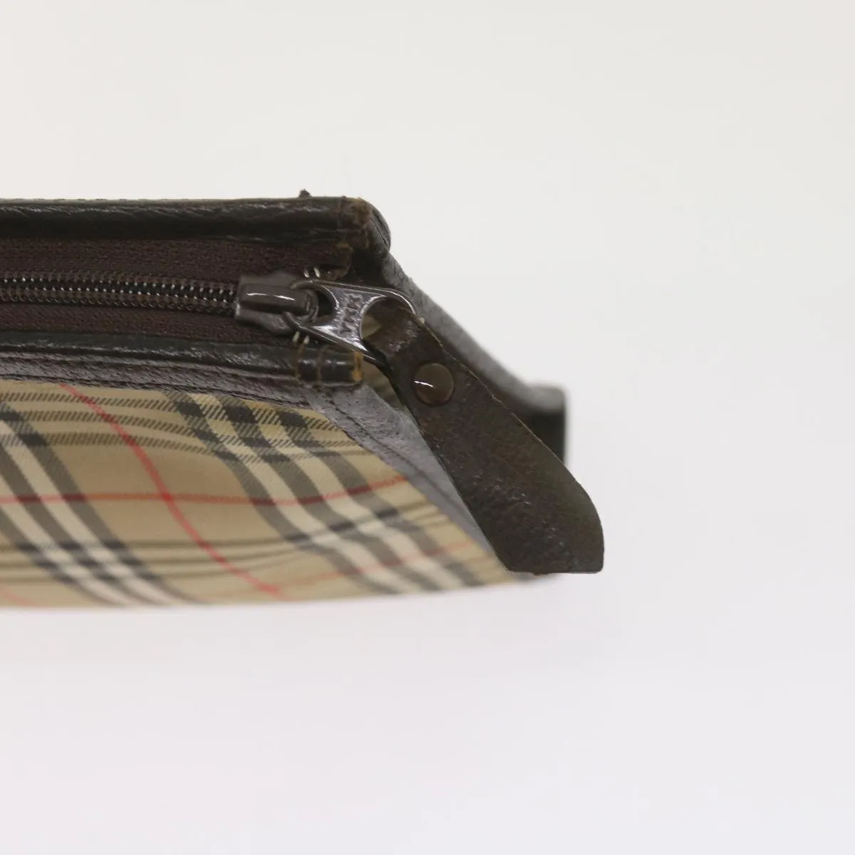 Trendy Inspired Burberryss Nova Check Clutch Bag Canvas Black Beige Auth Yk11236