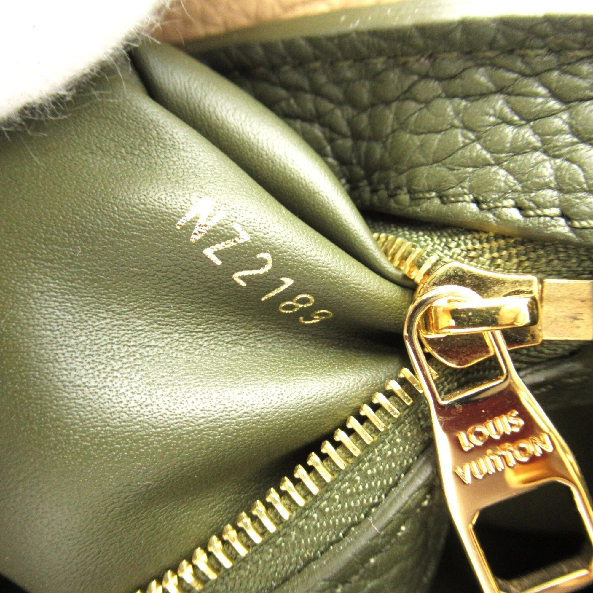 Trendy Inspired Louis Vuitton Capucinebb Khaki Beige Taurillon Clemence Leather Leather