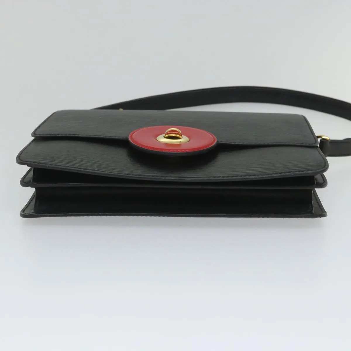 Trendy Inspired Louis Vuitton Epi Free Run Shoulder Bag Red Black M52417 Lv Auth 56485