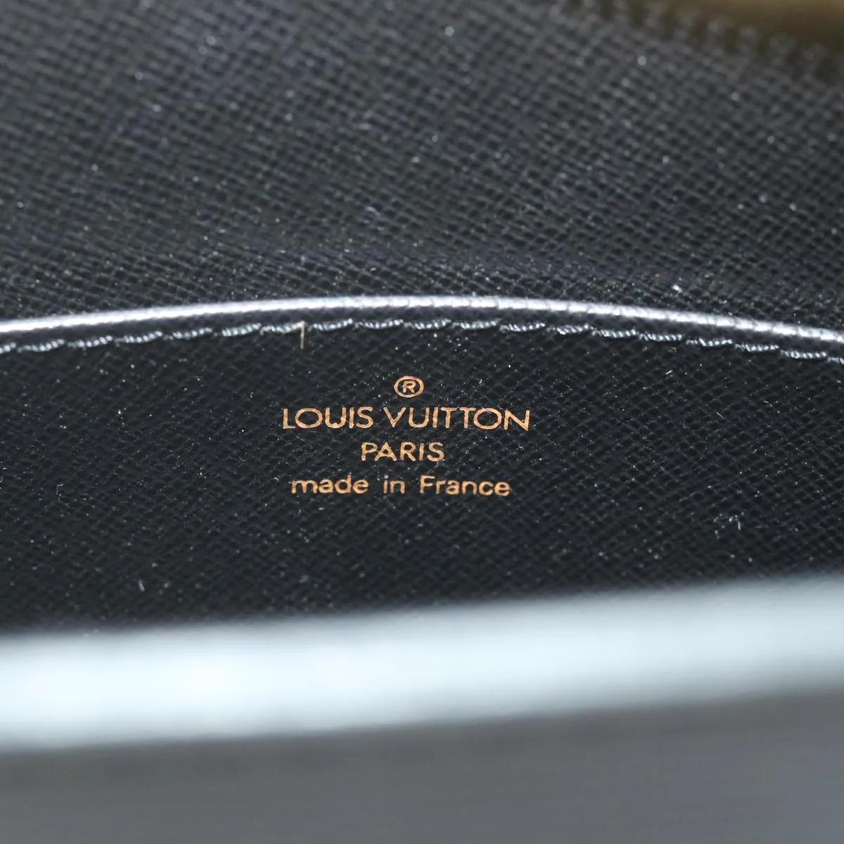 Trendy Inspired Louis Vuitton Epi Pochette Homme Clutch Bag Black M52522 Lv Auth Ki3764