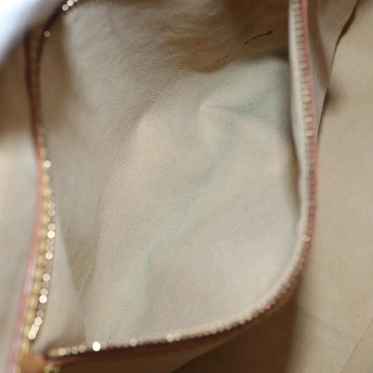 Trendy Inspired Louis Vuitton Looping Gm Shoulder Bag