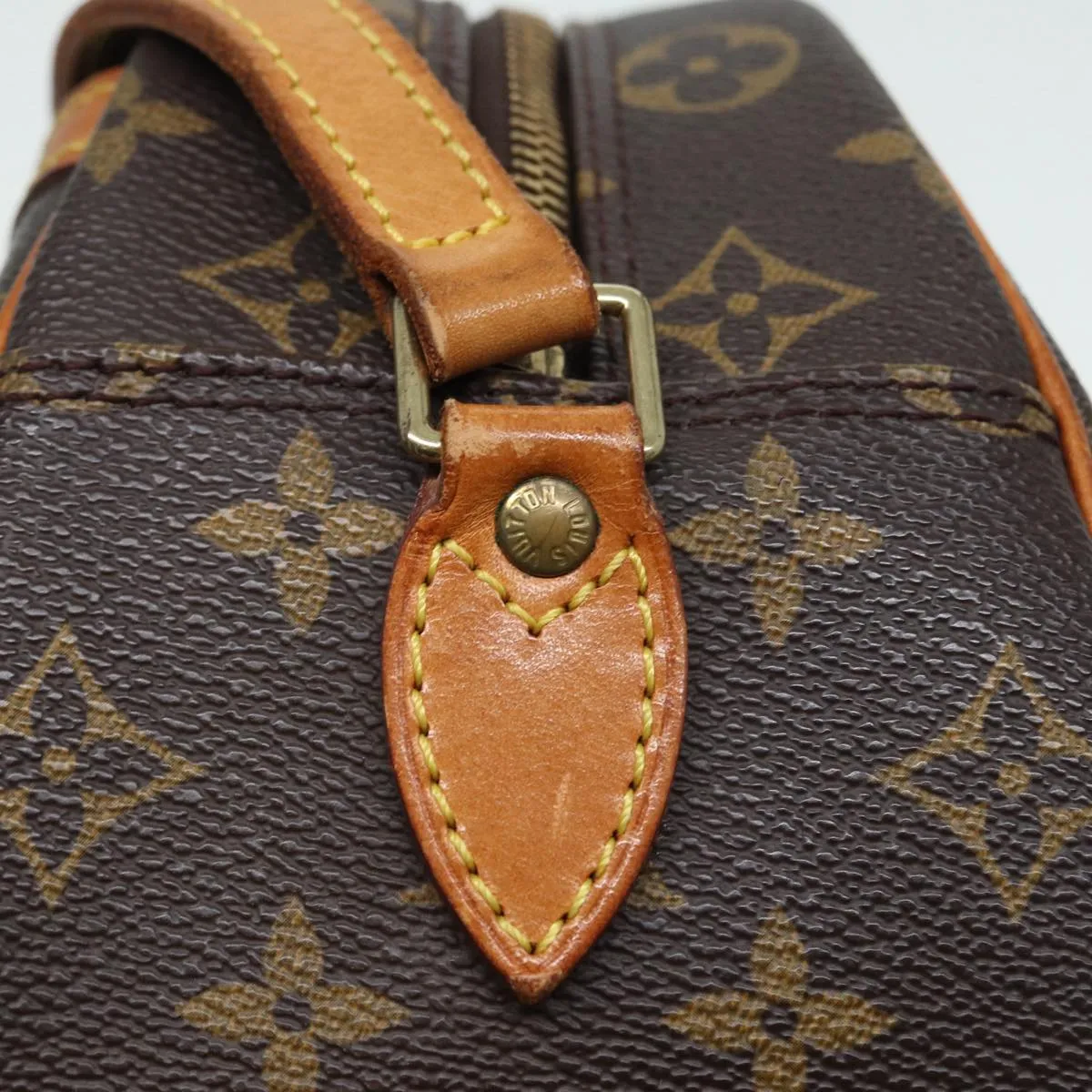 Trendy Inspired Louis Vuitton Monogram Blois Shoulder Bag M51221 Lv Auth 88694