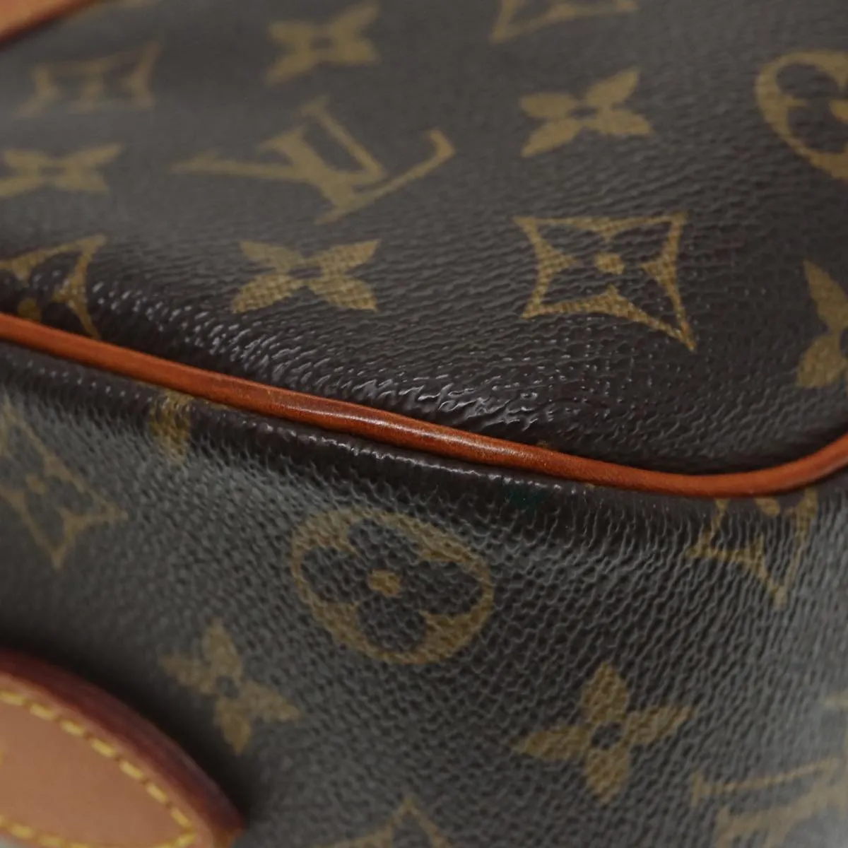 Trendy Inspired Louis Vuitton Monogram Blois Shoulder Bag M51221 Lv Auth 88694