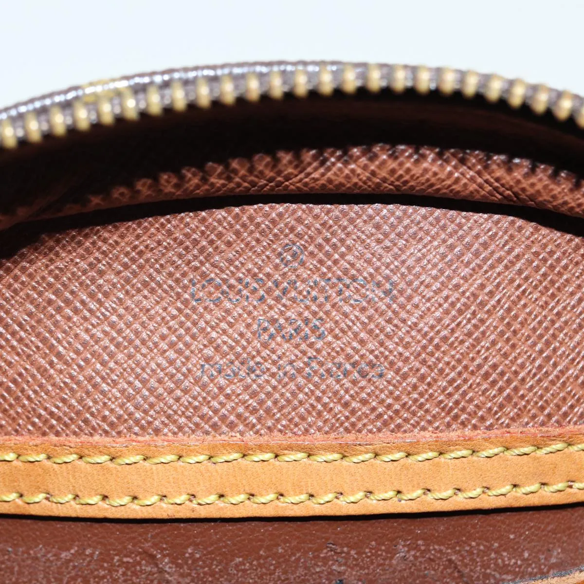 Trendy Inspired Louis Vuitton Monogram Blois Shoulder Bag M51221 Lv Auth 88694