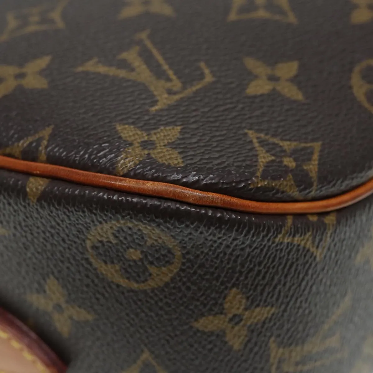 Trendy Inspired Louis Vuitton Monogram Blois Shoulder Bag M51221 Lv Auth 88694