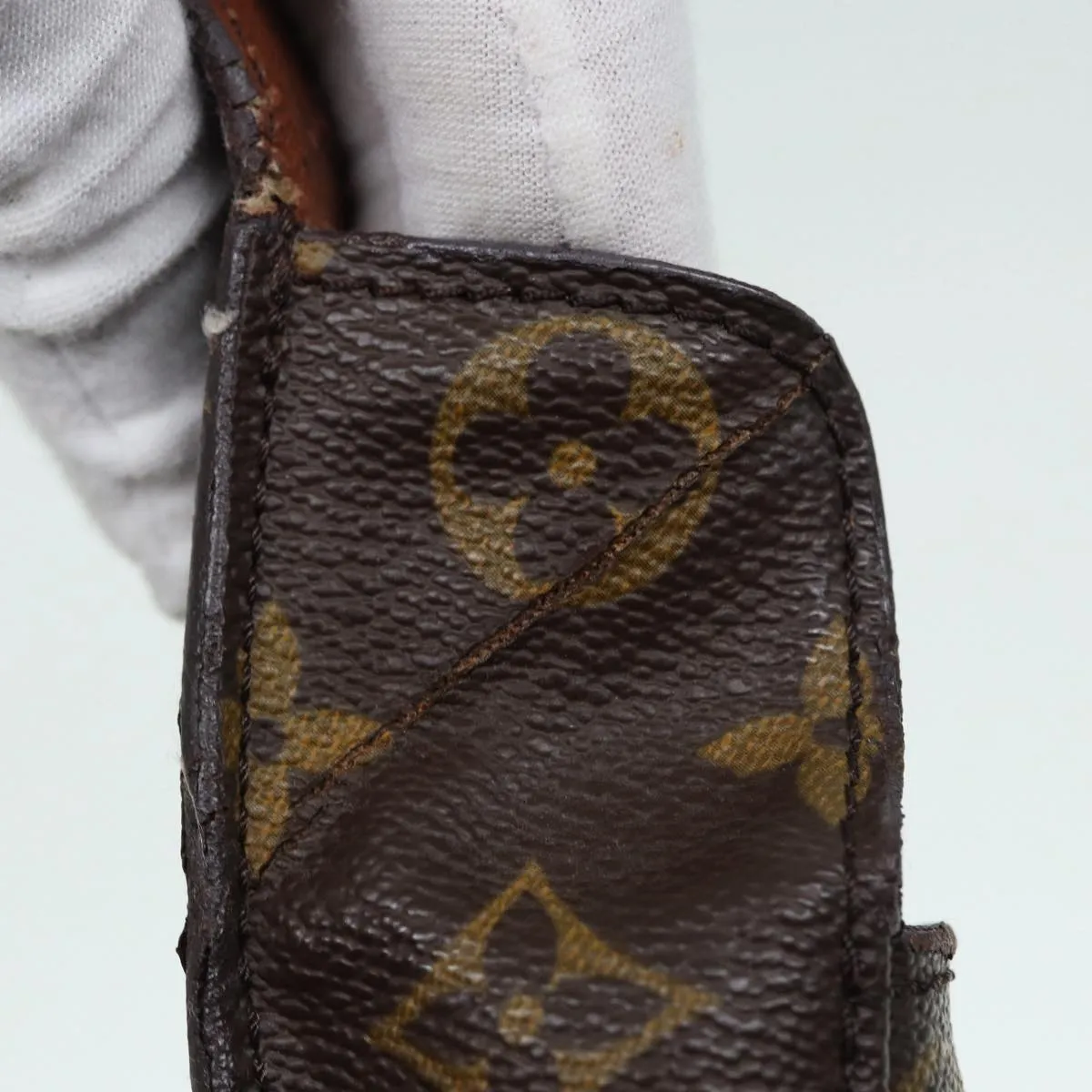 Trendy Inspired Louis Vuitton Monogram Saint Cloud Mm Shoulder Bag M51243 Lv Auth Bs17626