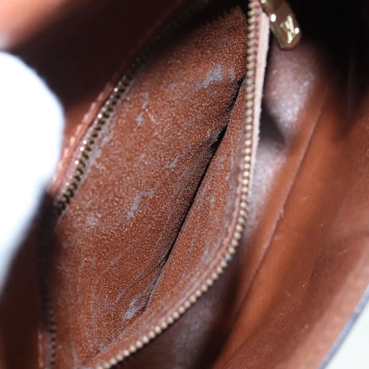 Trendy Inspired Louis Vuitton Monogram Saint Cloud Mm Shoulder Bag M51243 Lv Auth Bs17626