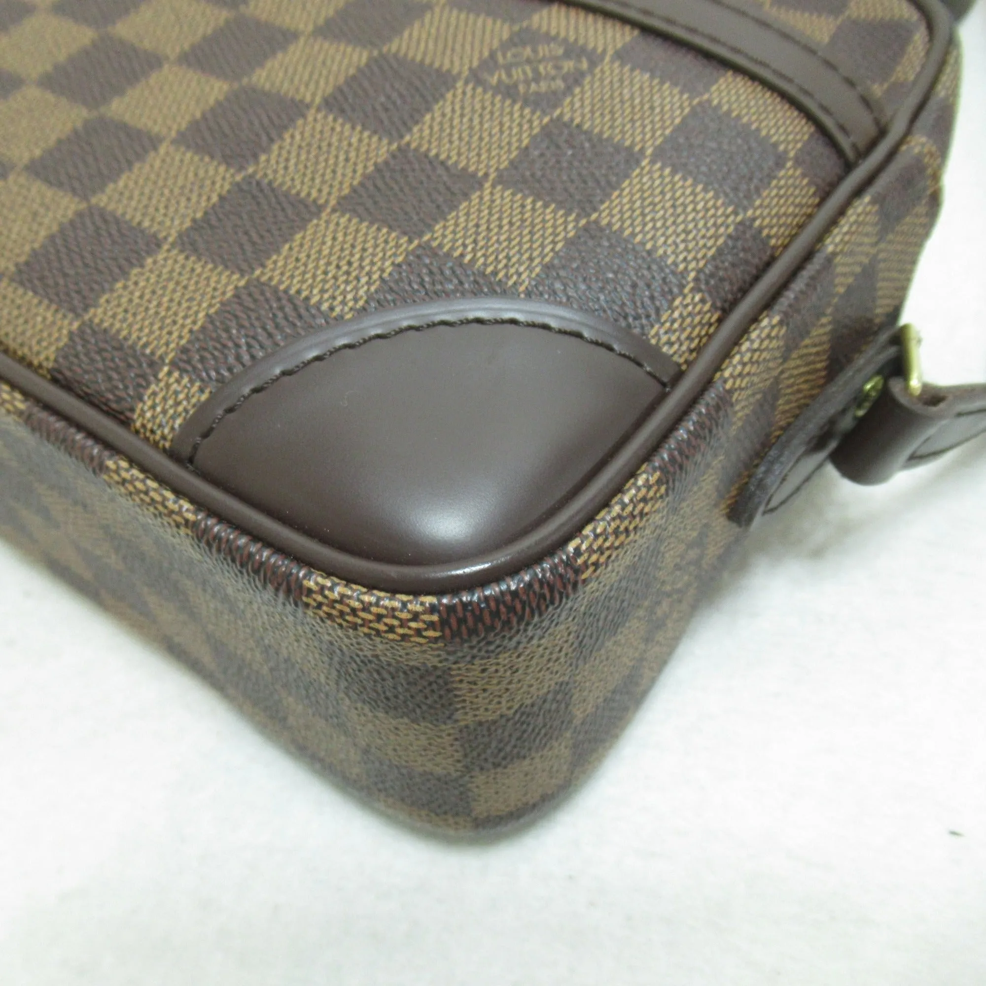 Trendy Inspired Louis Vuitton Trocadero 27 Brown Ebene Damier Pvc Coated Canvas N48085